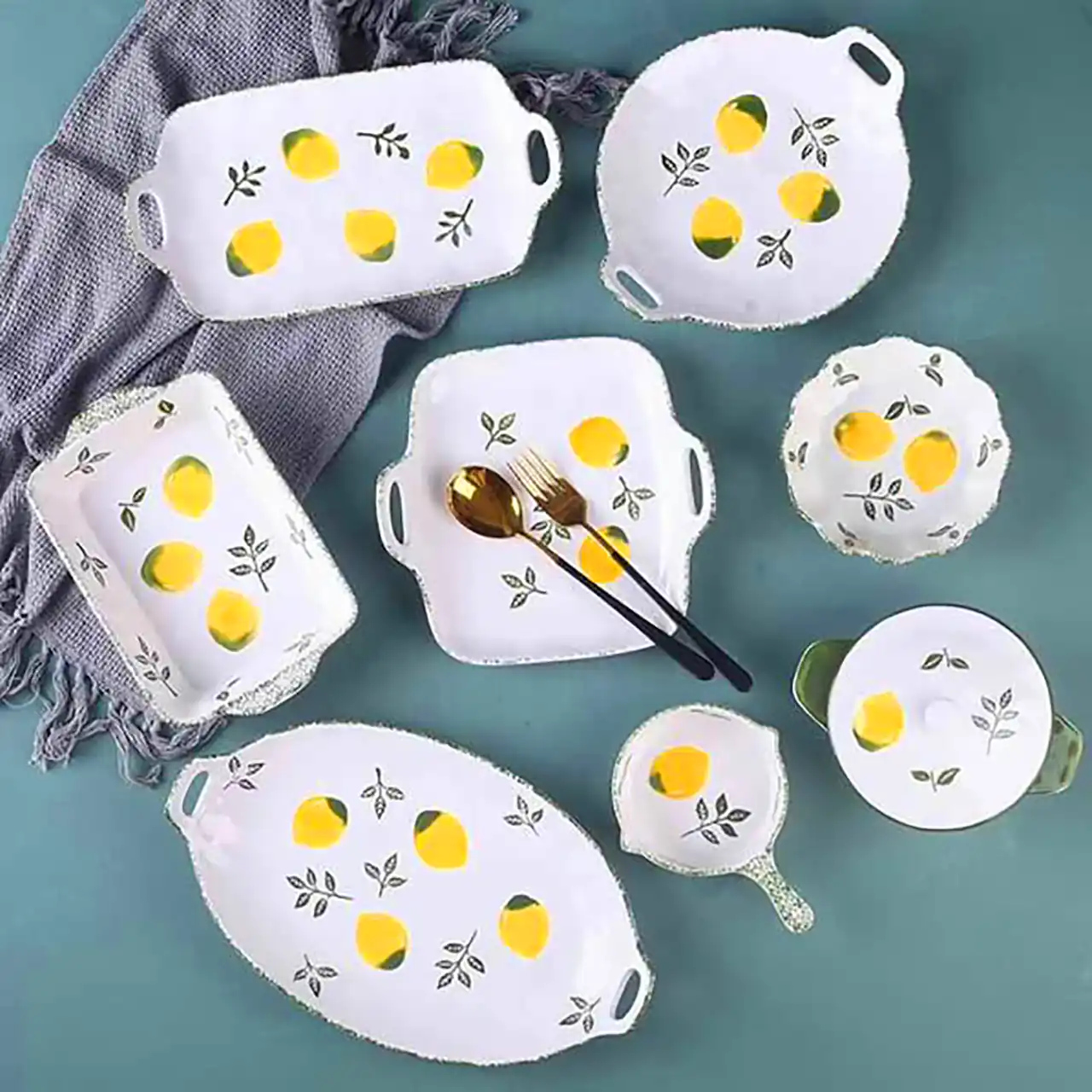 ظروف ست برای میز صبحانه